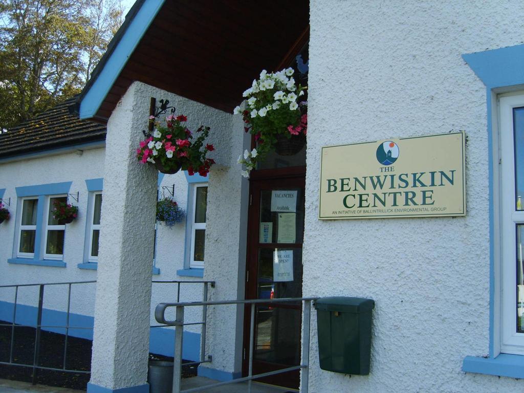 The Benwiskin Centre Ballaghnatrillick Exterior foto